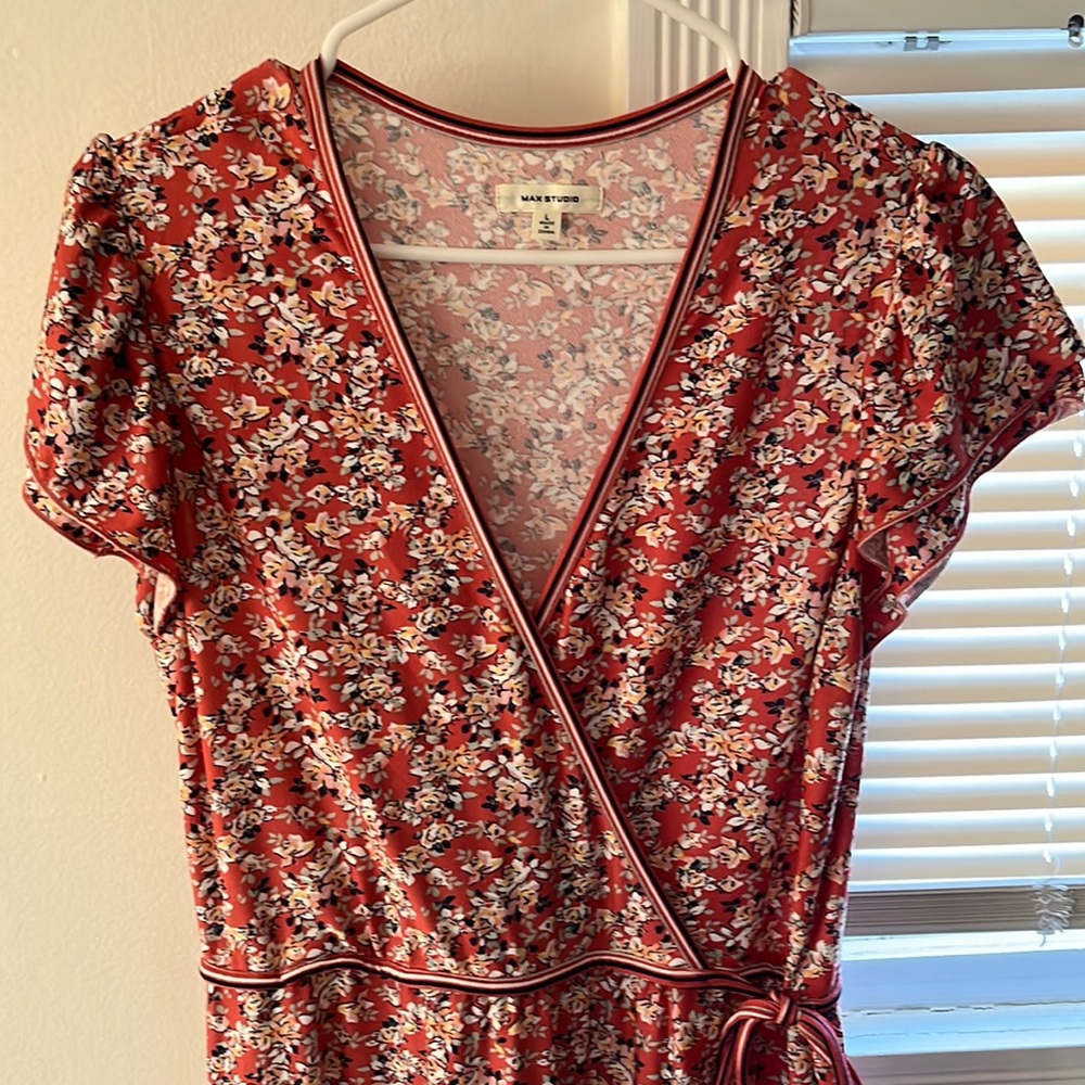 Max studio floral midi dress